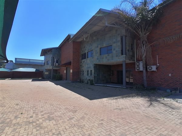 2150  m² Commercial space in Jet Park