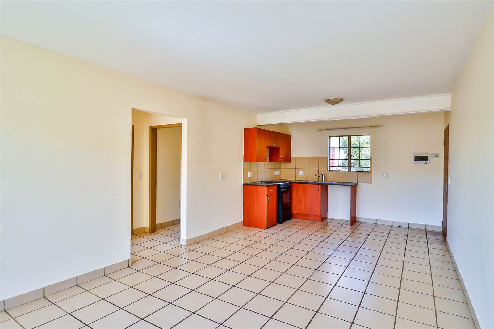 2 Bed Apartment in Dunswart photo number 3