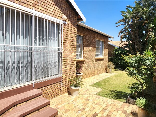 3 Bed Townhouse