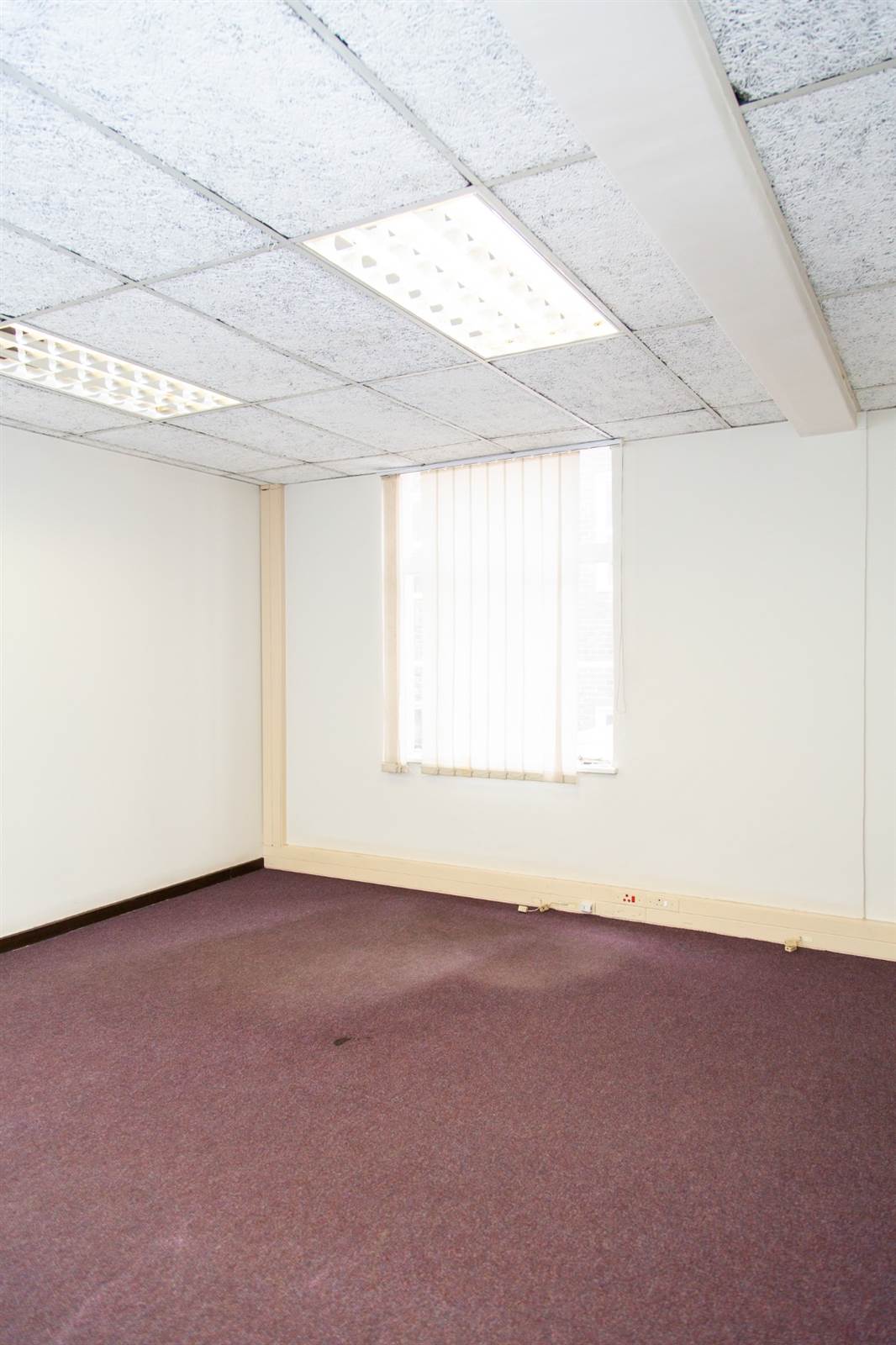 65  m² Office Space in Johannesburg Central photo number 8