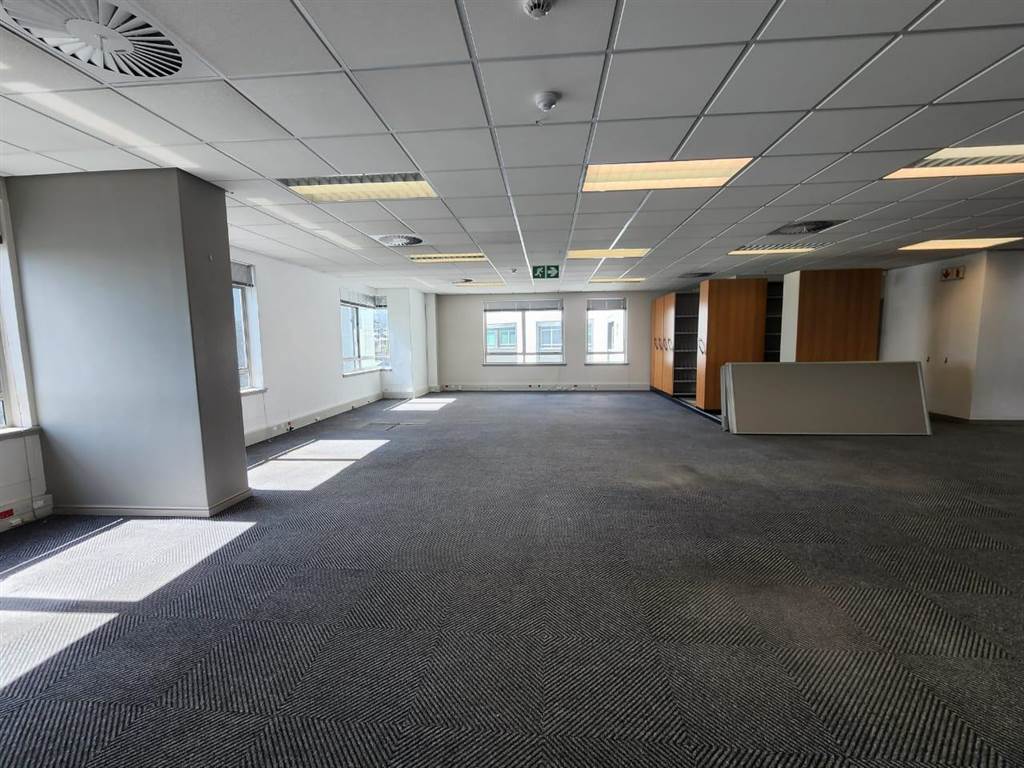 217  m² Commercial space in Claremont photo number 9