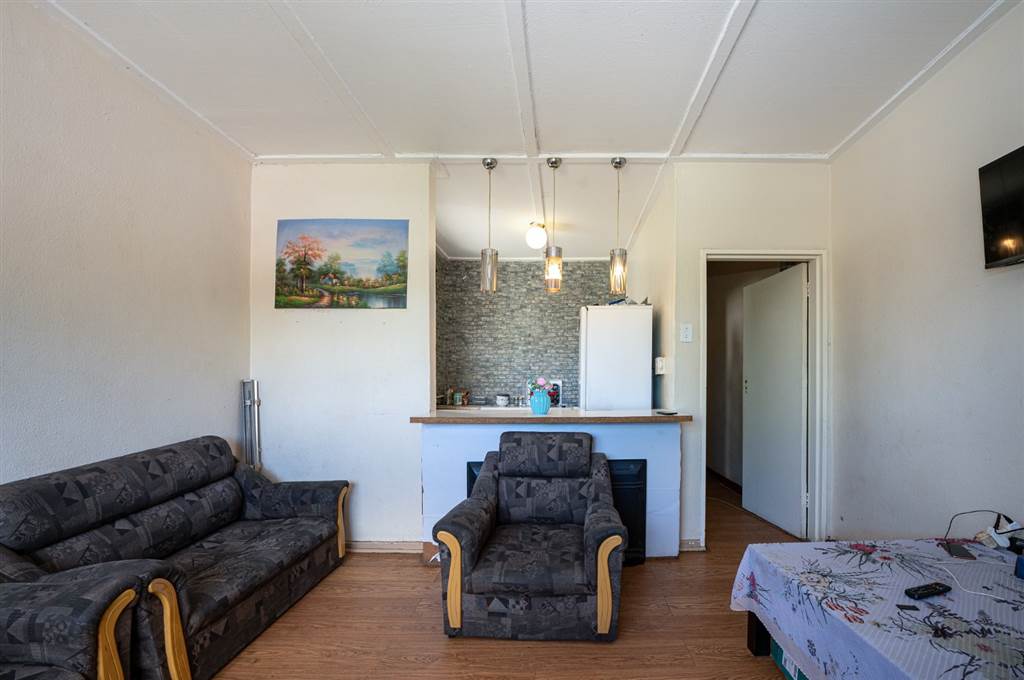 2 Bed Apartment in Idasvallei photo number 4