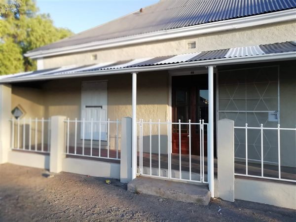 2 Bedroom House 2 Bedroom House
