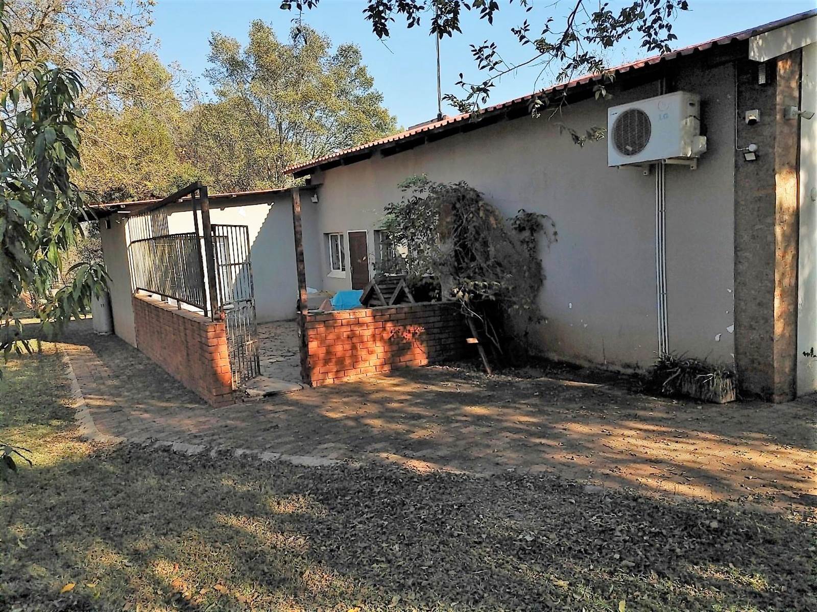 1 ha Smallholding in Syferfontein photo number 28