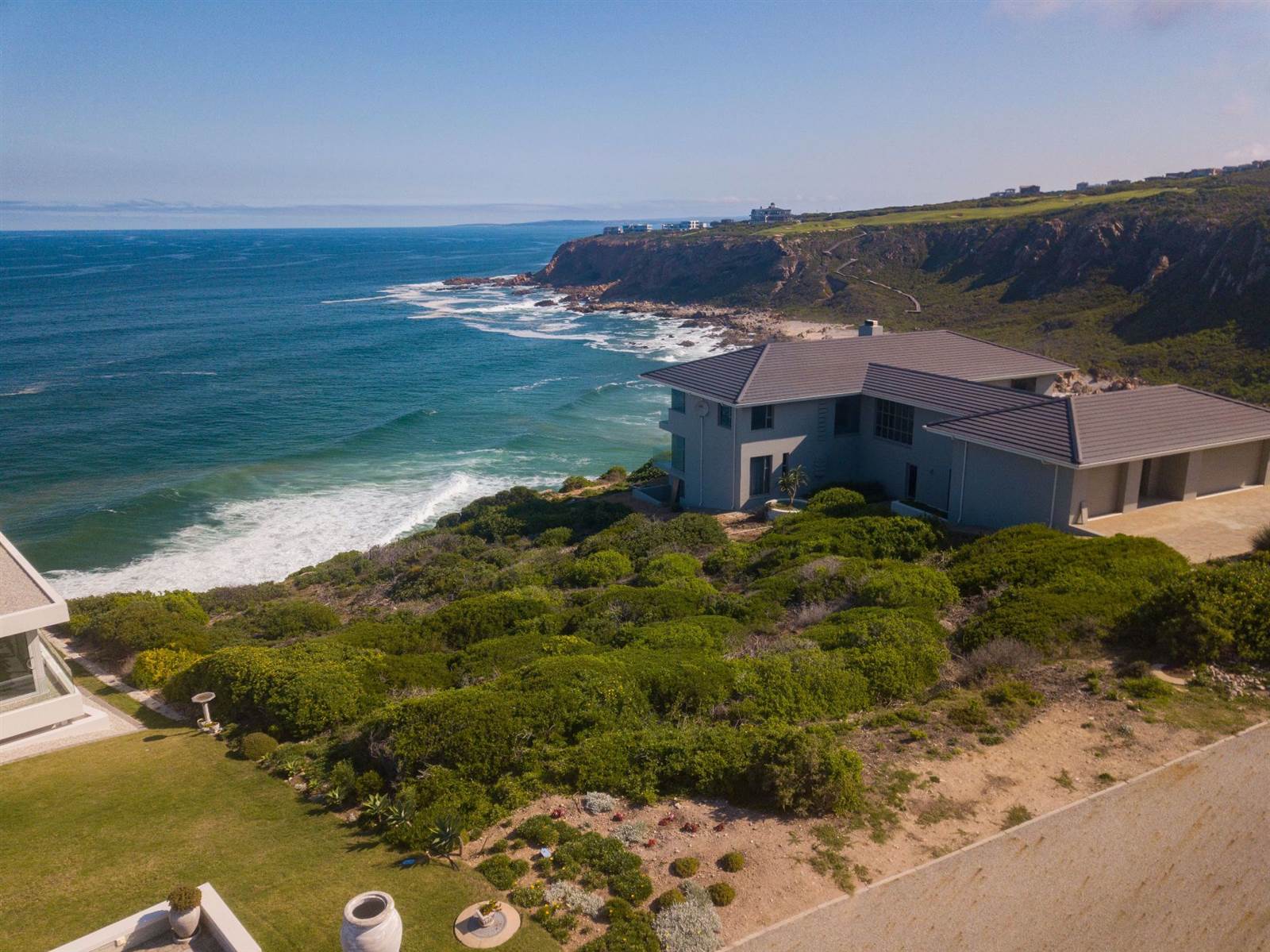 1067 m² Land available in Pinnacle Point Golf Estate photo number 13
