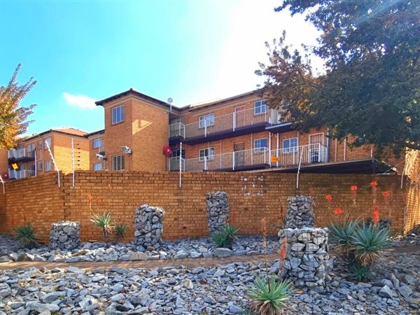2 Bedroom Flat 2 Bedroom Flat