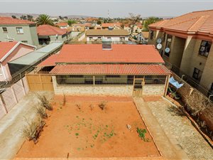 3 Bed House in Lenasia