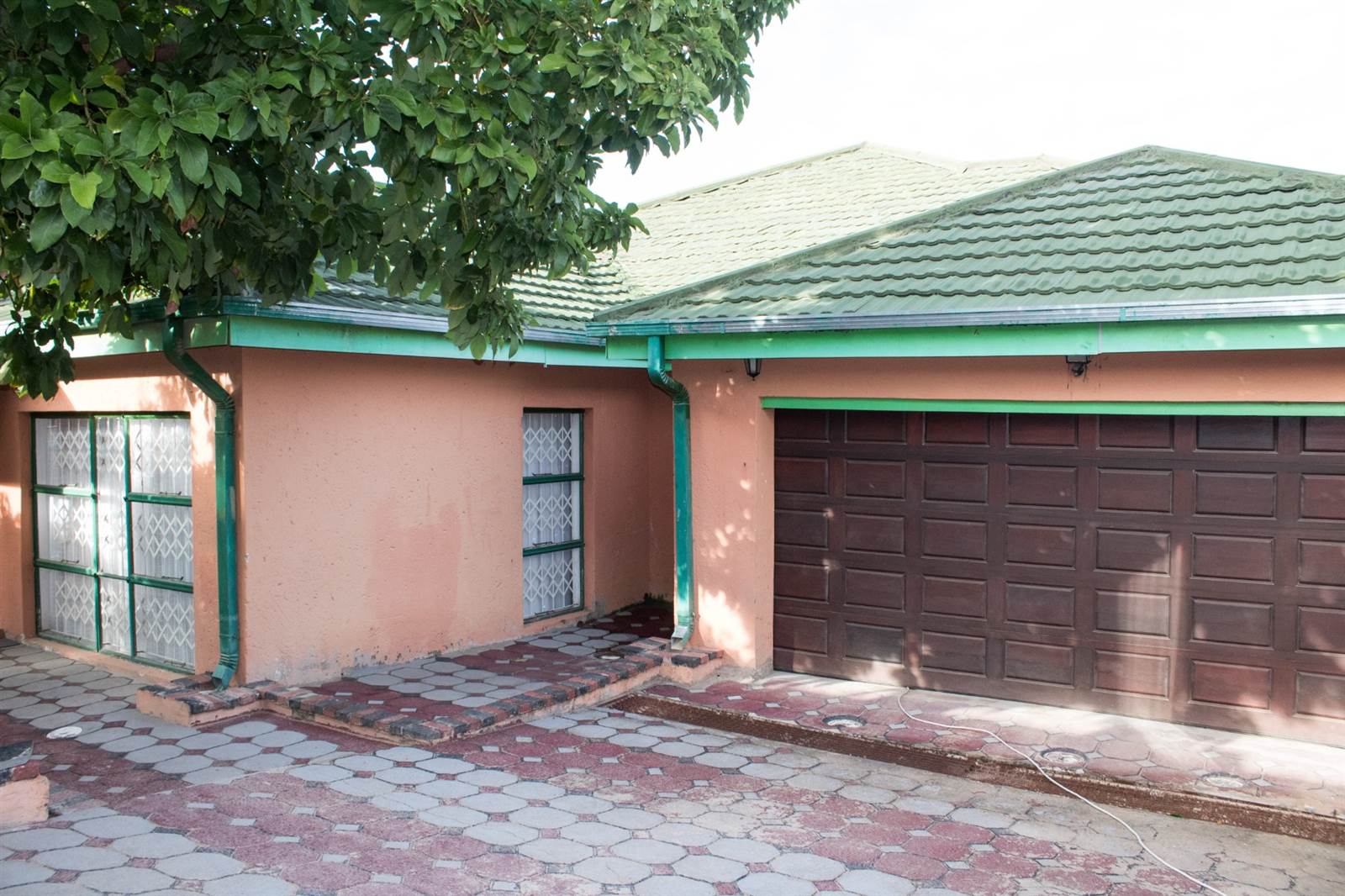 5 Bed House in Thulamahashe photo number 1
