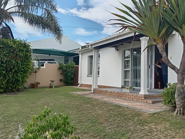 3 Bedroom House 3 Bedroom House