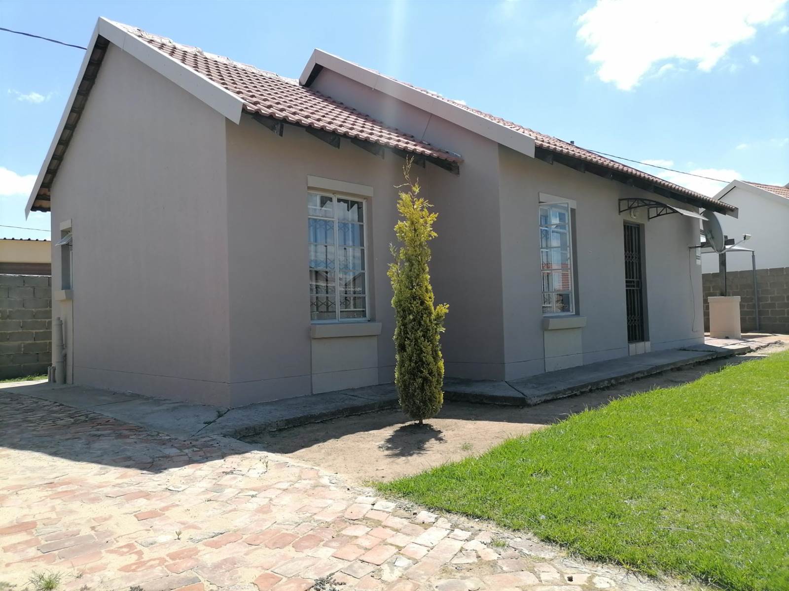 3 Bed House in Ermelo photo number 3