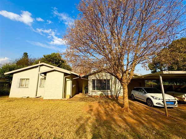 3 Bedroom House 3 Bedroom House