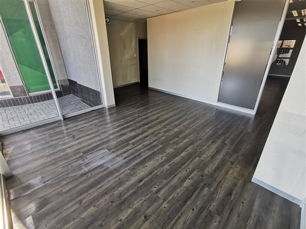 578  m² Commercial space in Flamwood