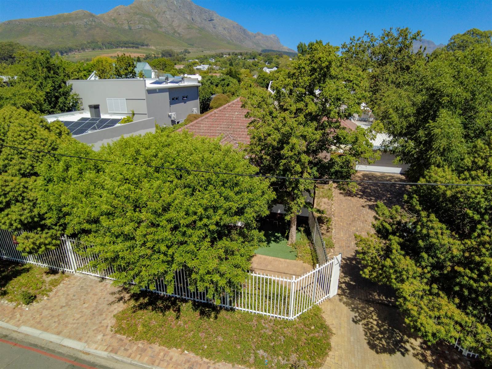 6 Bed House in Stellenbosch Central photo number 20