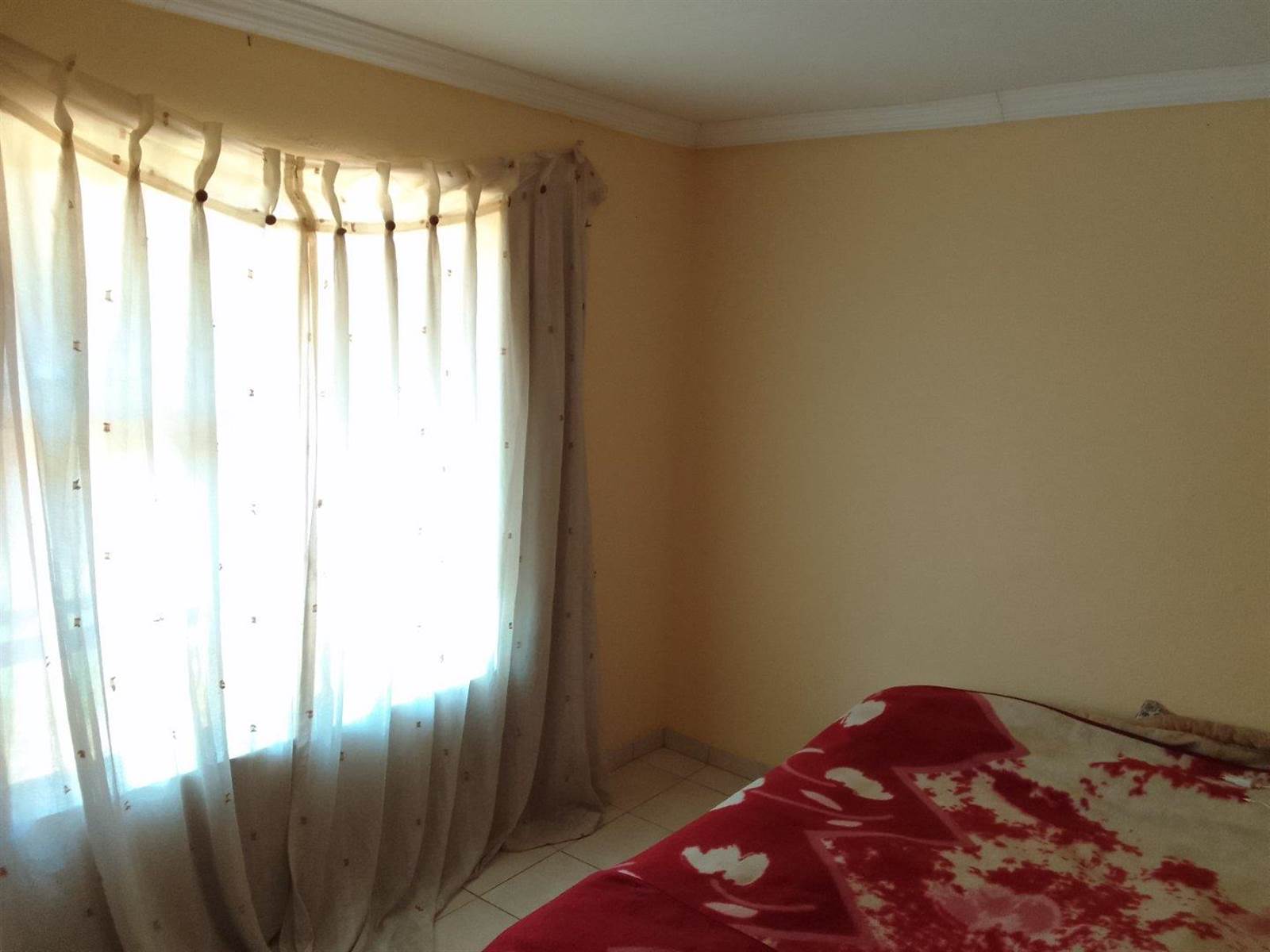 3 Bed House in Wolmer photo number 23