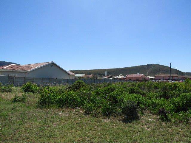 714 m² Land available in Sandbaai photo number 5