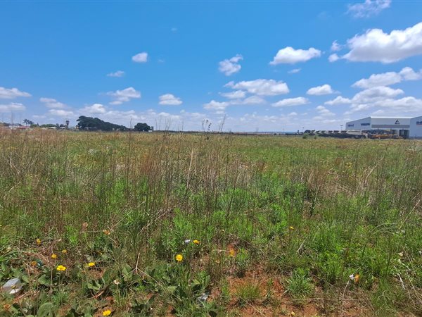 1.2 ha Land available in Middelburg Central