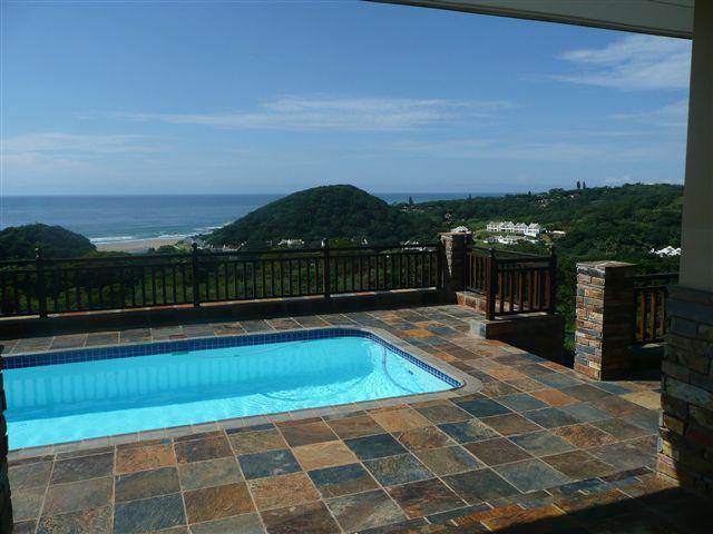 5 Bed House in Leisure Bay photo number 4
