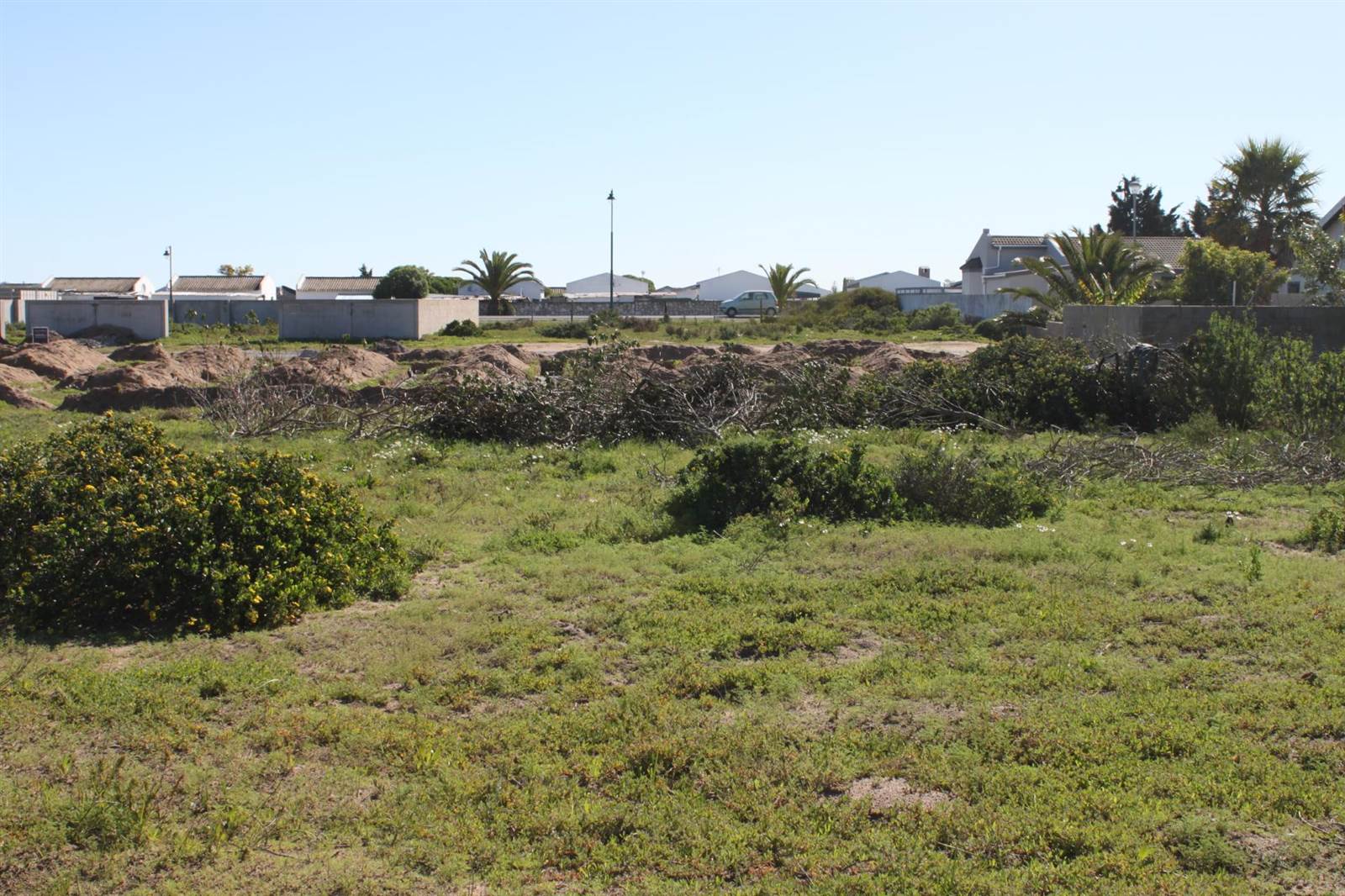 729 m² Land available in Country Club photo number 7