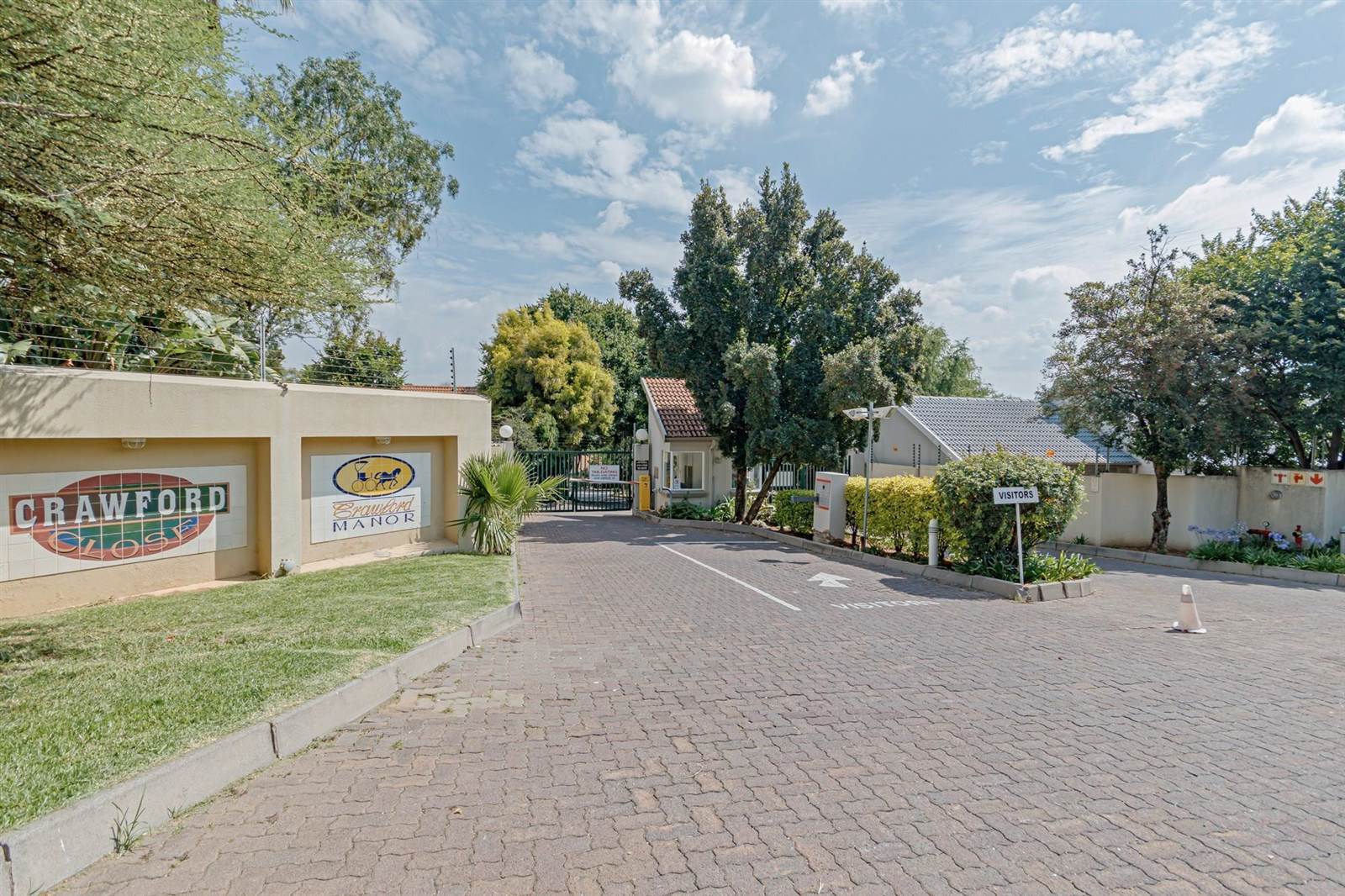 2 Bed Townhouse in Douglasdale photo number 30