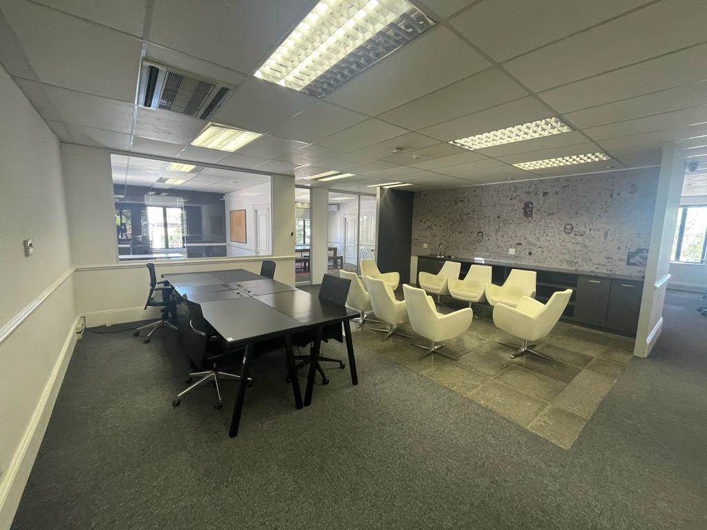 2272  m² Commercial space in Rosebank photo number 14
