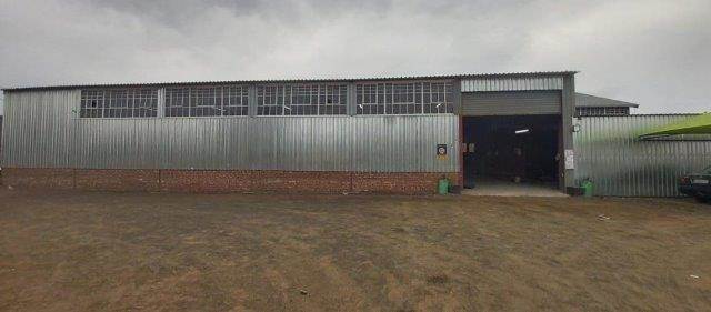 1050  m² Industrial space in Hamilton photo number 3