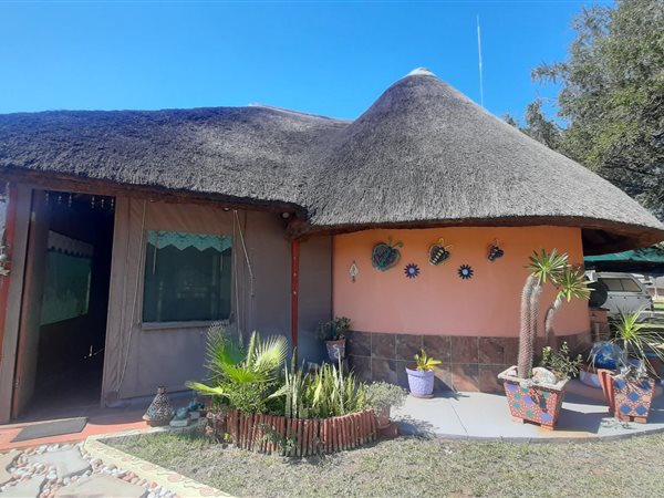 2 Bed House in Mookgophong (Naboomspruit)