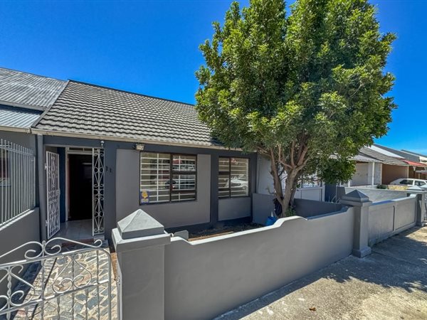 2 Bedroom House