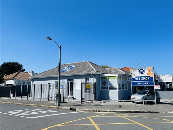 344  m² Retail Space in Plumstead