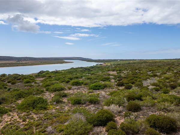 300 m² Land 300 m² Land