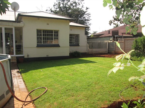3 Bedroom House 3 Bedroom House