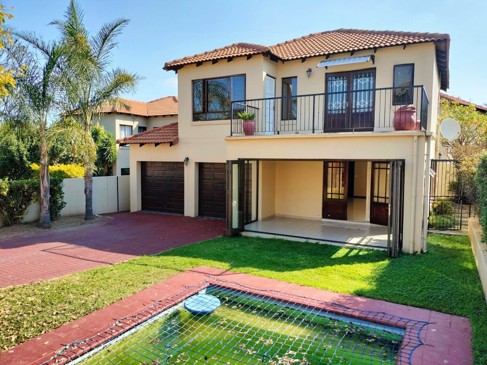 4 Bed House in Fourways photo number 25