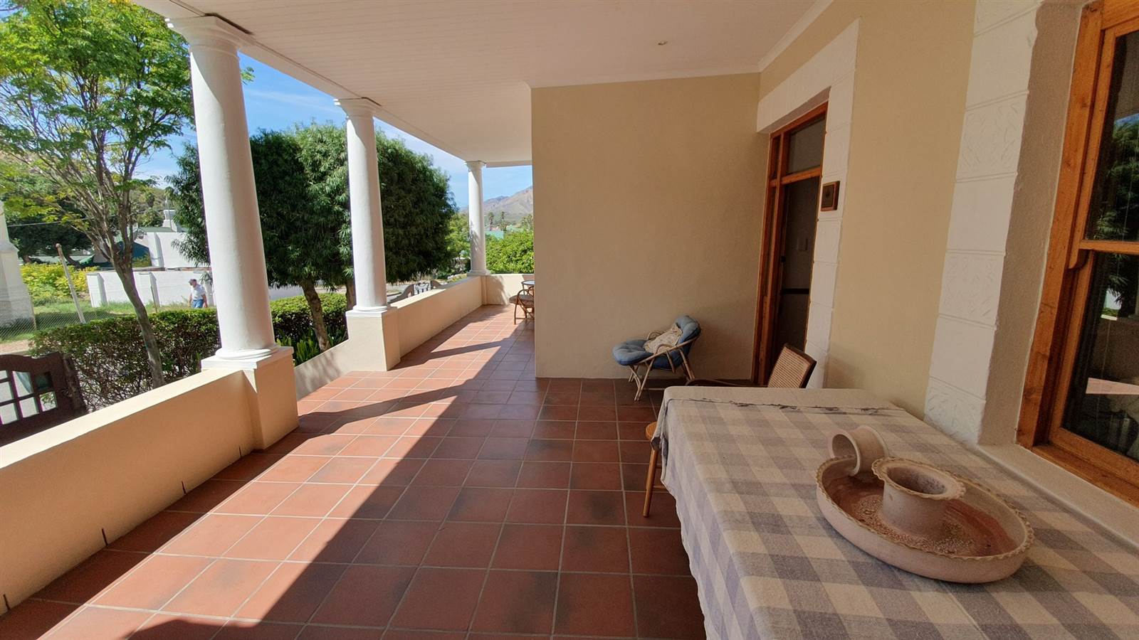 4 Bed House in Montagu photo number 3