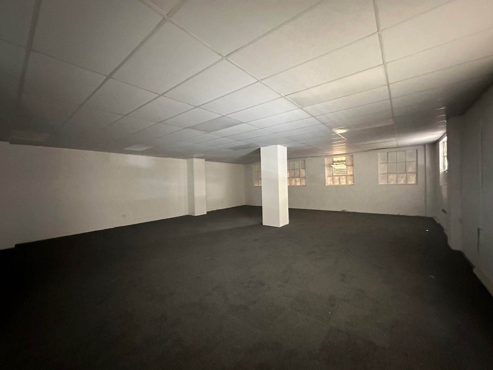 75  m² Commercial space in New Redruth photo number 4