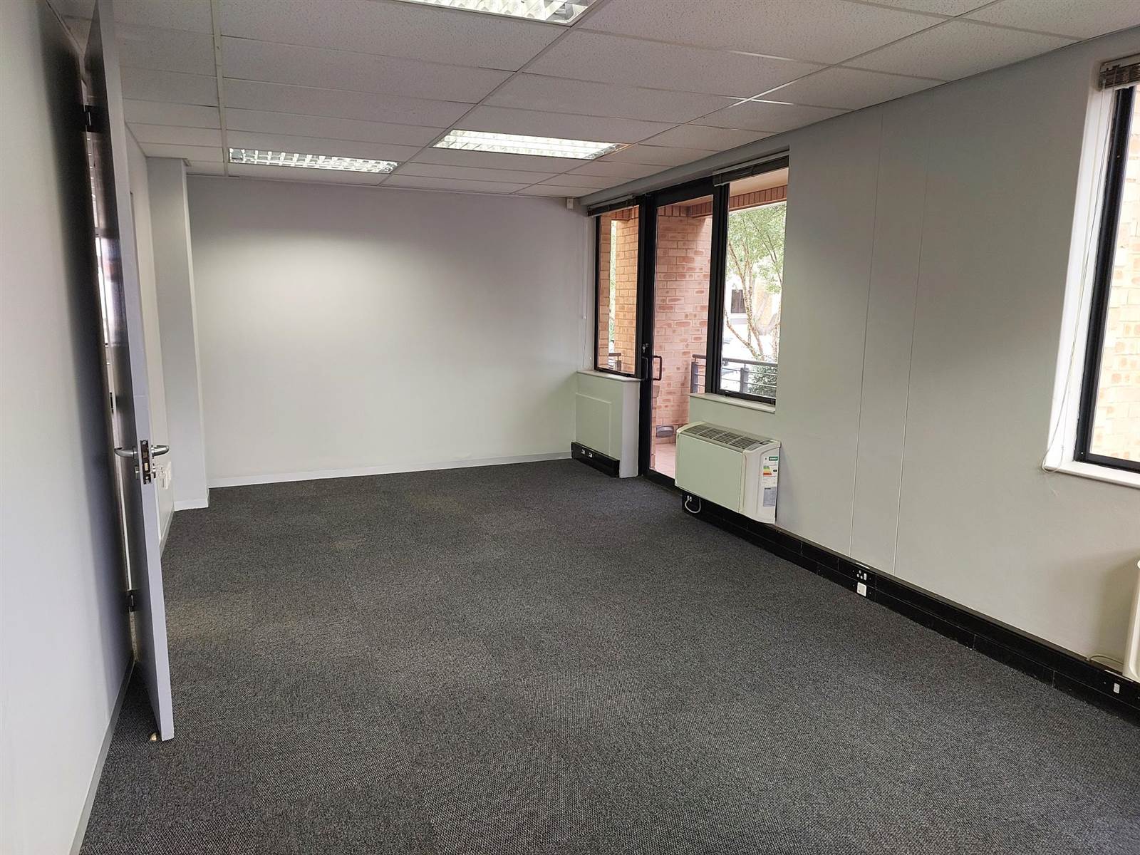 279  m² Commercial space in Bryanston photo number 7