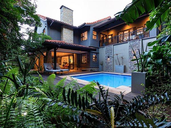4 Bedroom Townhouse