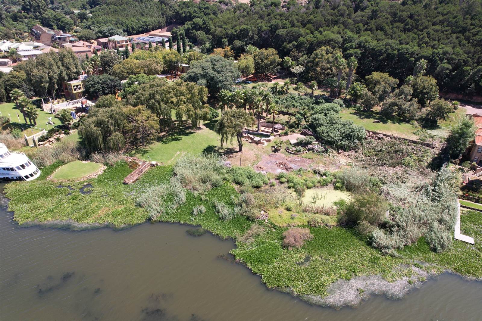 571 m² Land available in Kungwini Country Estate photo number 1