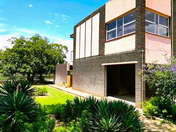 2 Bedroom Flat