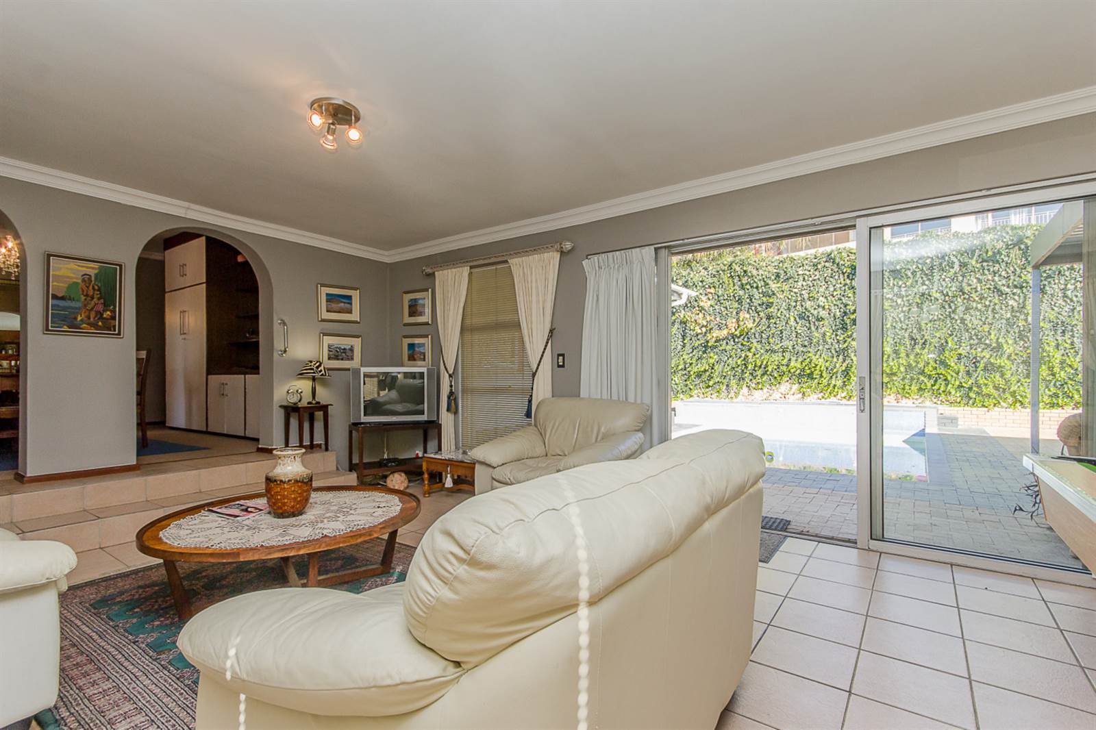 5 Bed House in Paarl photo number 10
