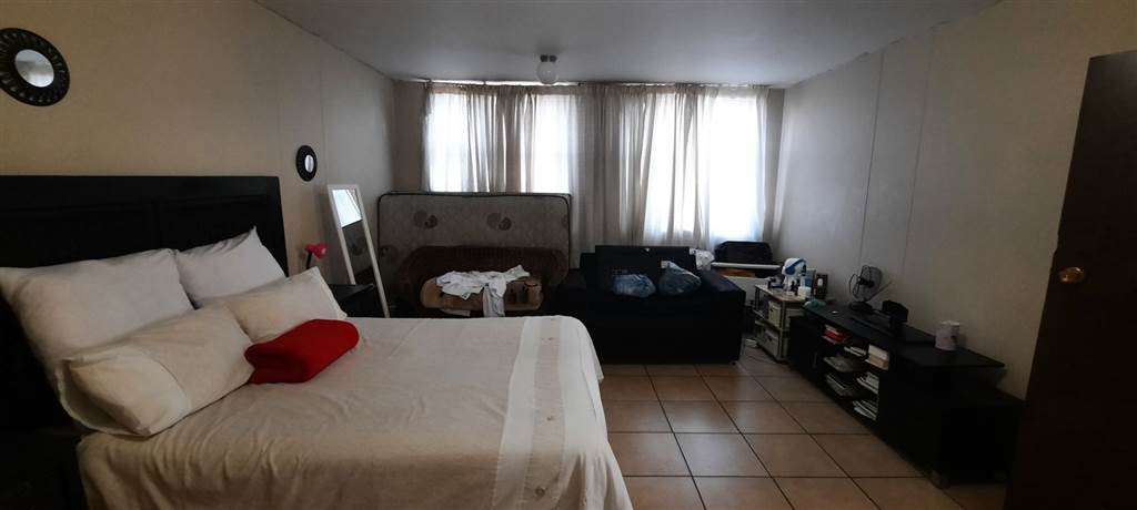 1.5 Bed Apartment in Pretoria North photo number 6