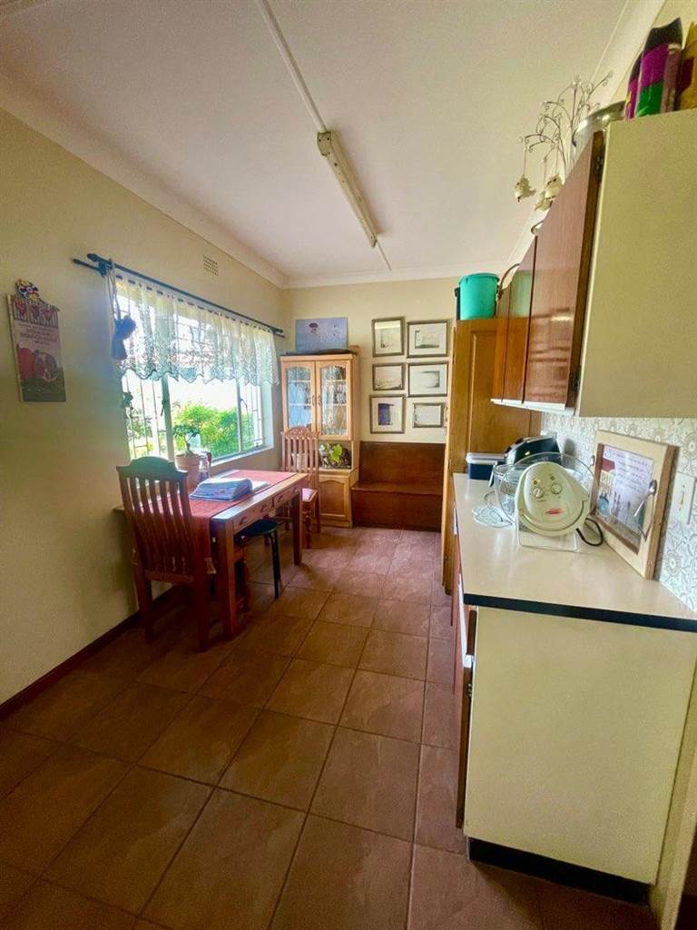4 Bed House in Vryheid photo number 6