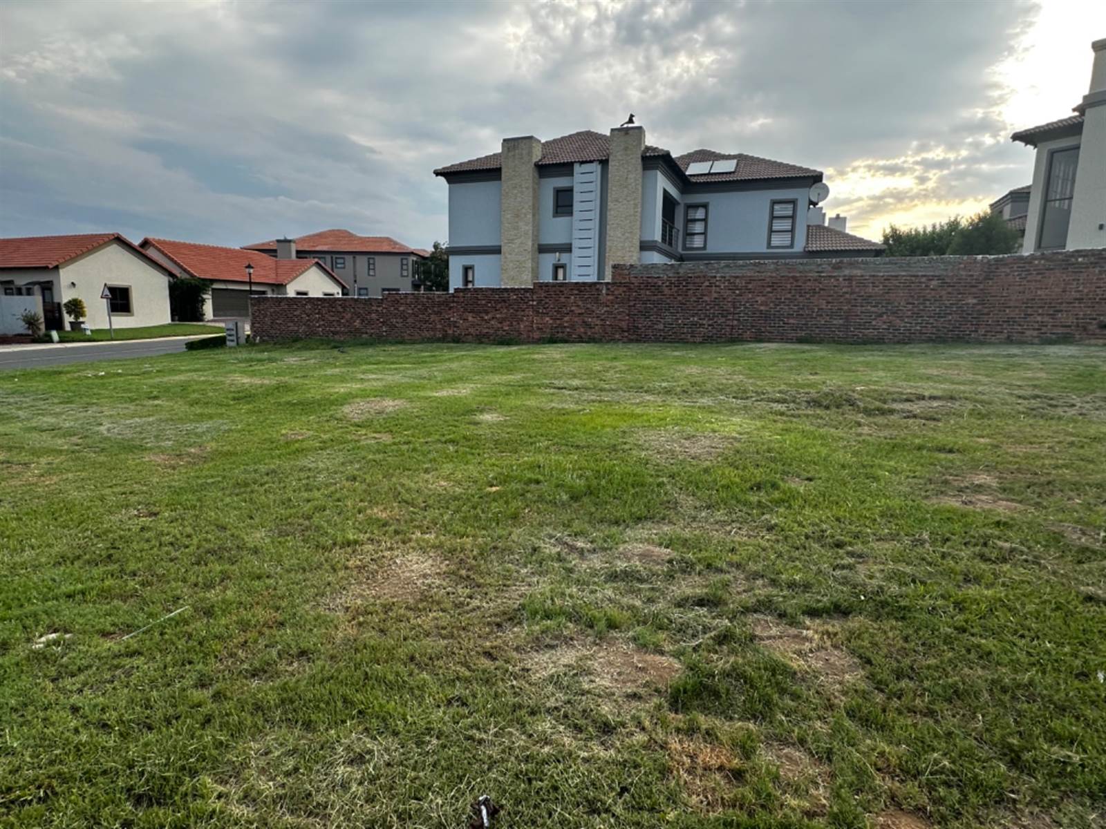 538 m² Land available in Blue Valley Golf Estate photo number 5