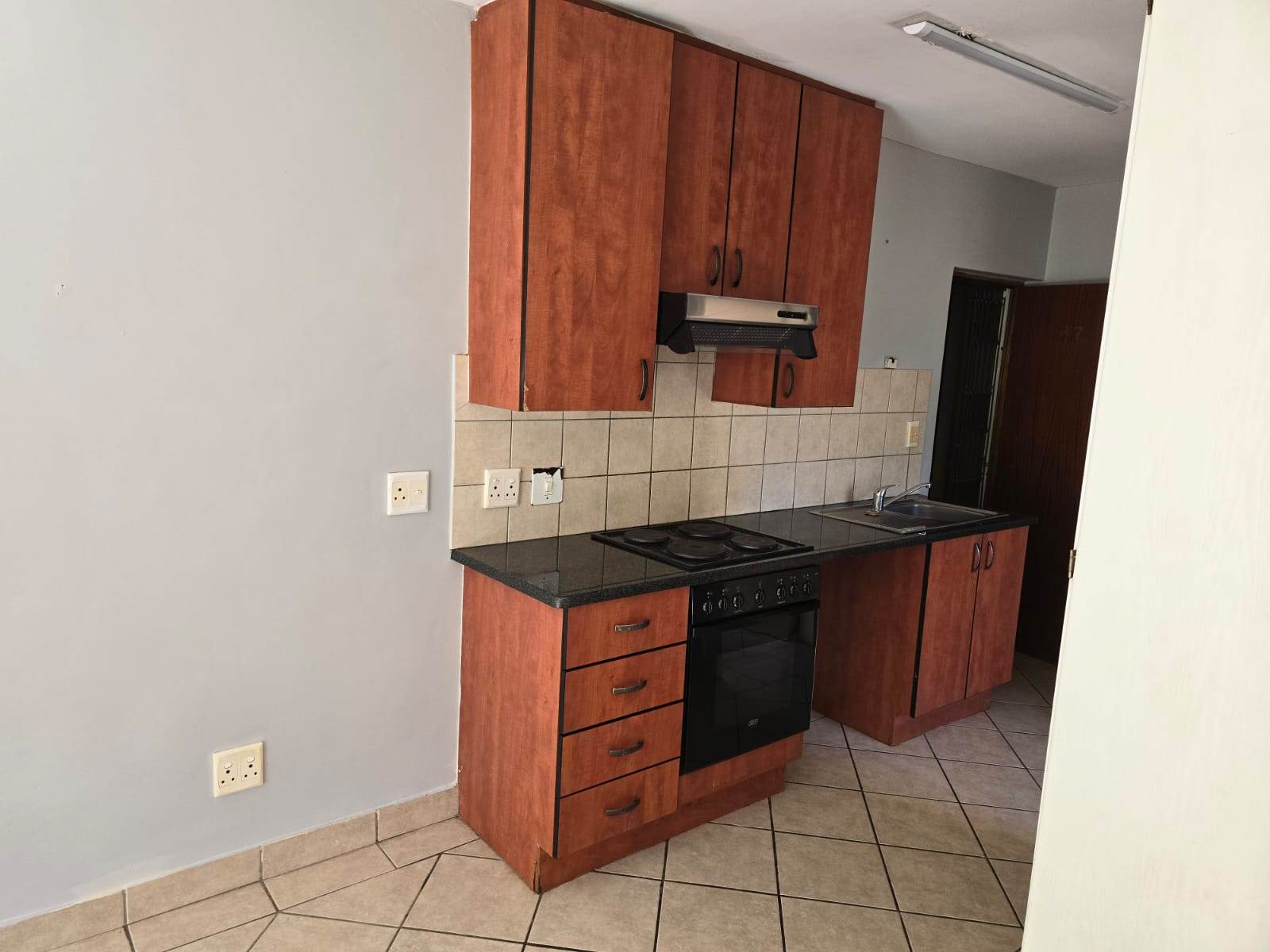 1 Bed House in Oukraal Estate photo number 18