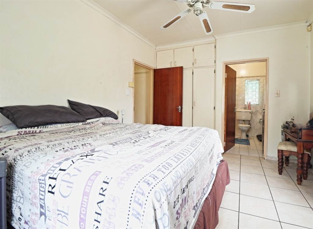 3 Bed House in Hectorspruit photo number 4