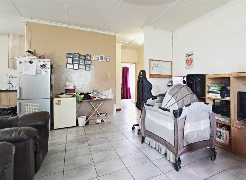 3 Bed House in Hectorspruit photo number 6