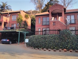 1 Bed Apartment in Constantia Kloof