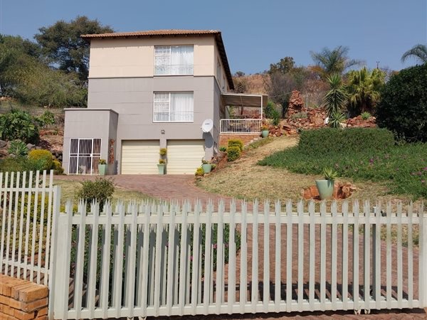 3 Bedroom House 3 Bedroom House