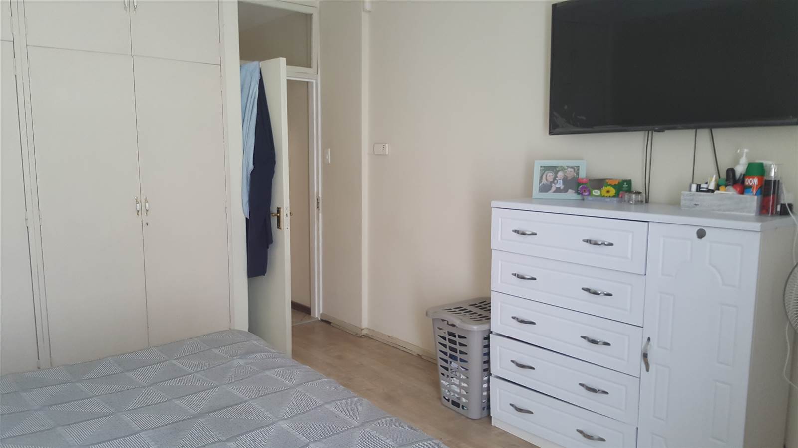 2 Bed Flat in Southcrest photo number 8