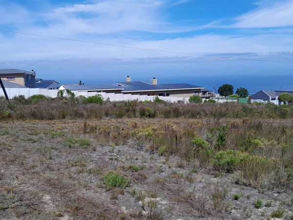 1027 m² Land available in Dana Bay