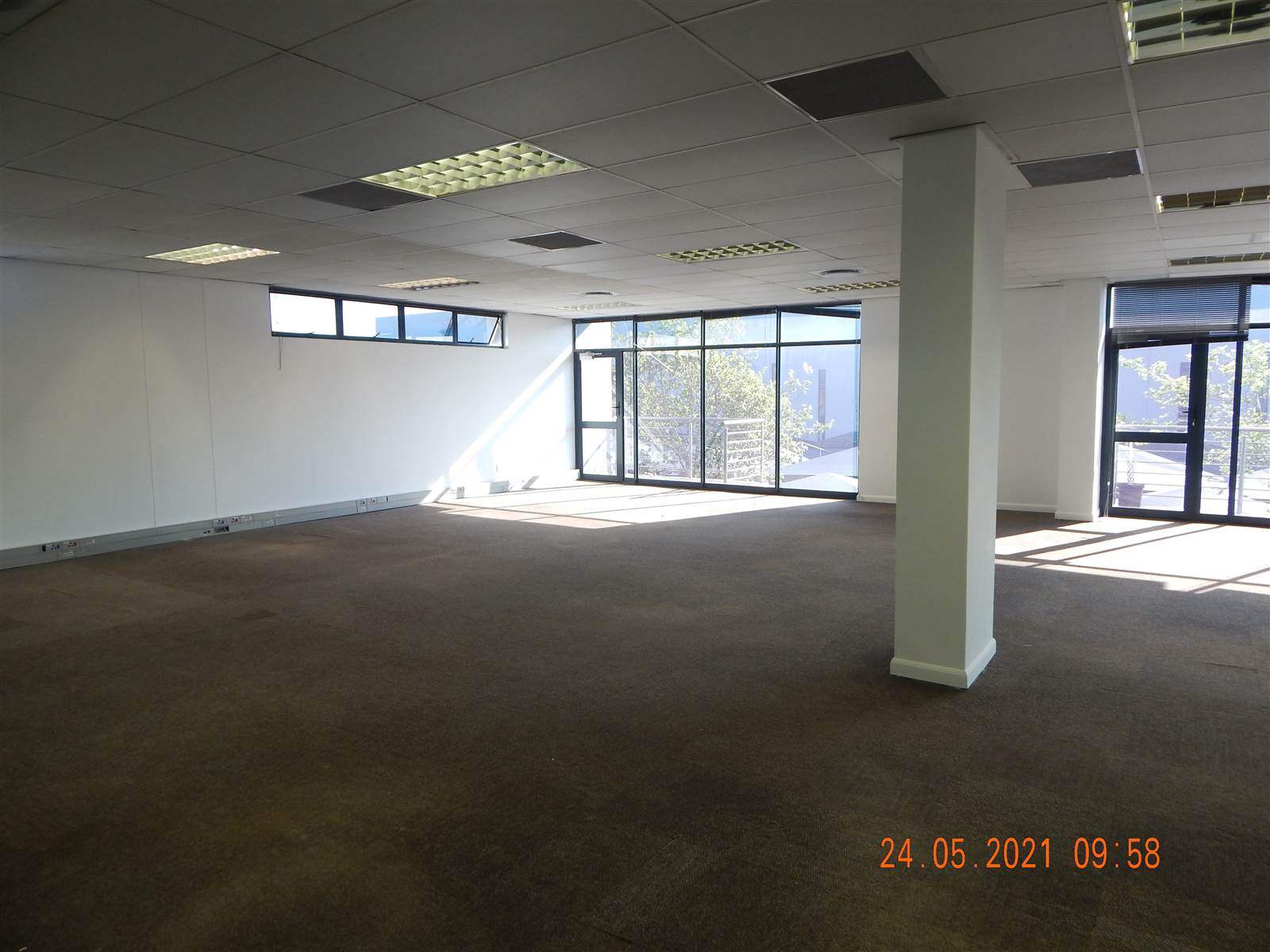 927  m² Commercial space in Riverhorse Valley photo number 13