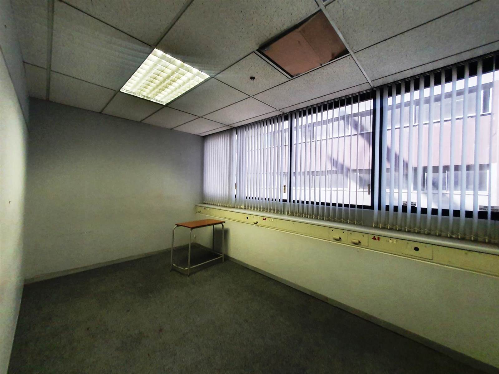 161  m² Office Space in Durban CBD photo number 2